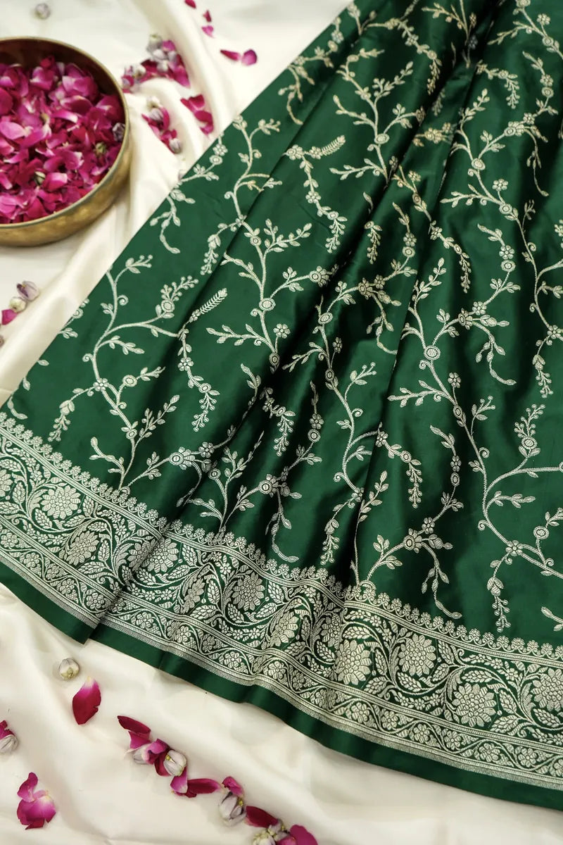Mehendi Green with Floral Jaal Banarasi Silk Saree (RLSS-105)