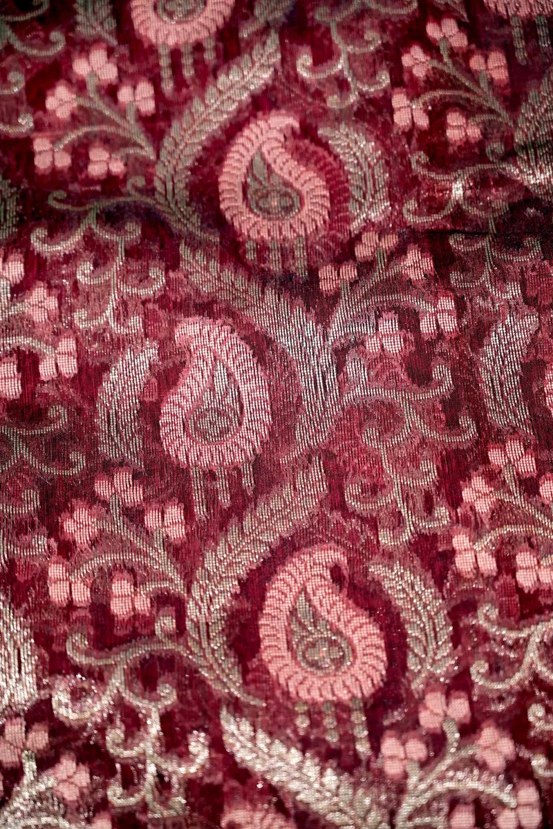 Wine Red Handloom Cotton Saree featuring Intricate Floral Paisleys & Silver Border(RLSS-253)