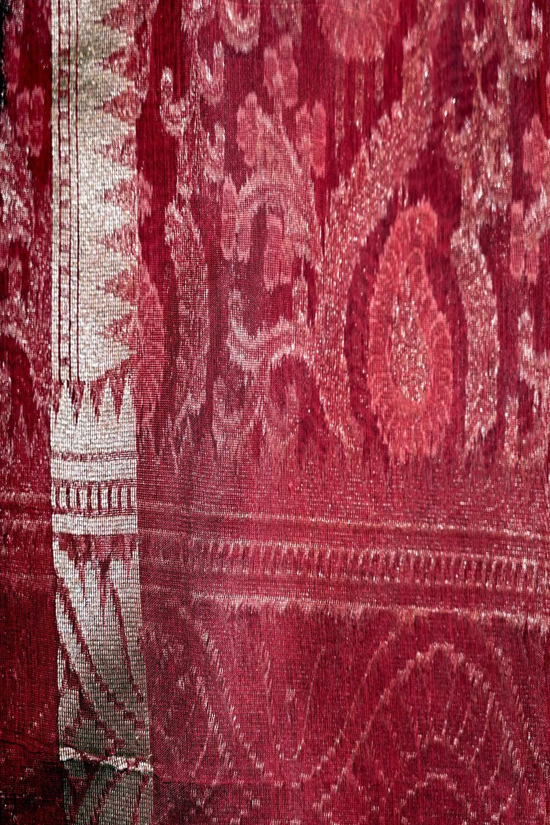 Wine Red Handloom Cotton Saree featuring Intricate Floral Paisleys & Silver Border(RLSS-253)