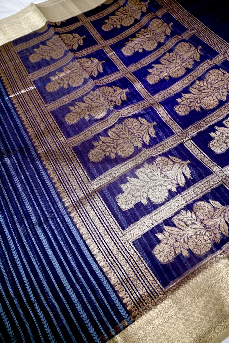 Deep Indigo Handloom Cotton Saree featuring Intricate Floral Brocade & Zari Border(RLSS-254)