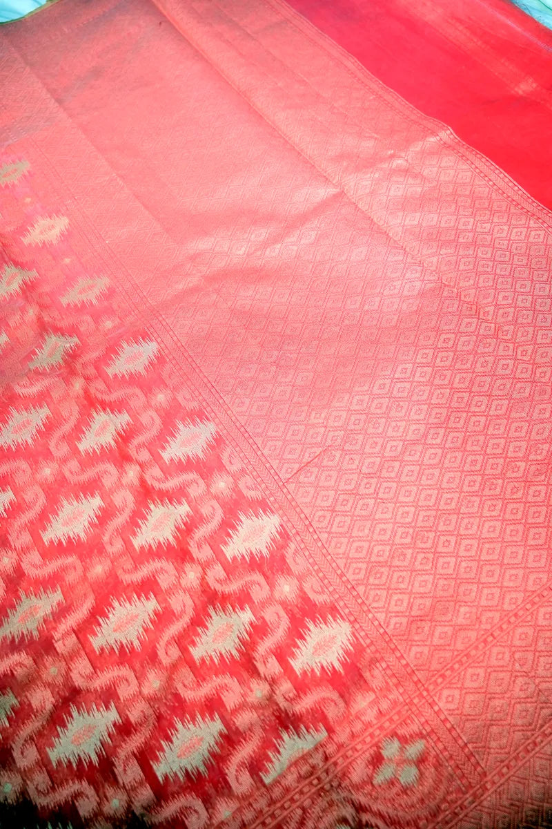 Strawberry Pink Handloom Cotton Saree featuring Geometric Diamond Weave & Floral Border(RLSS-263)