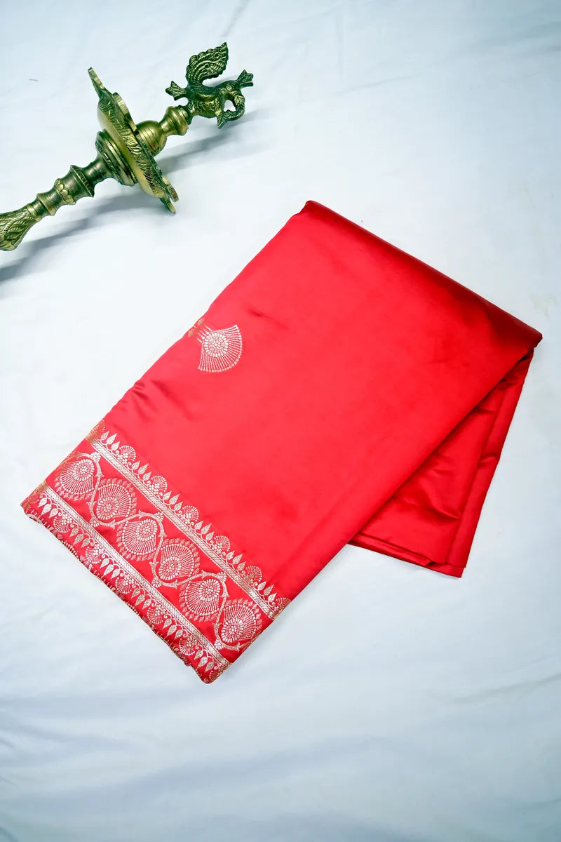 Bridal Red Banarasi Silk Saree with Traditional Golden Zari Accents (RLSS-277)