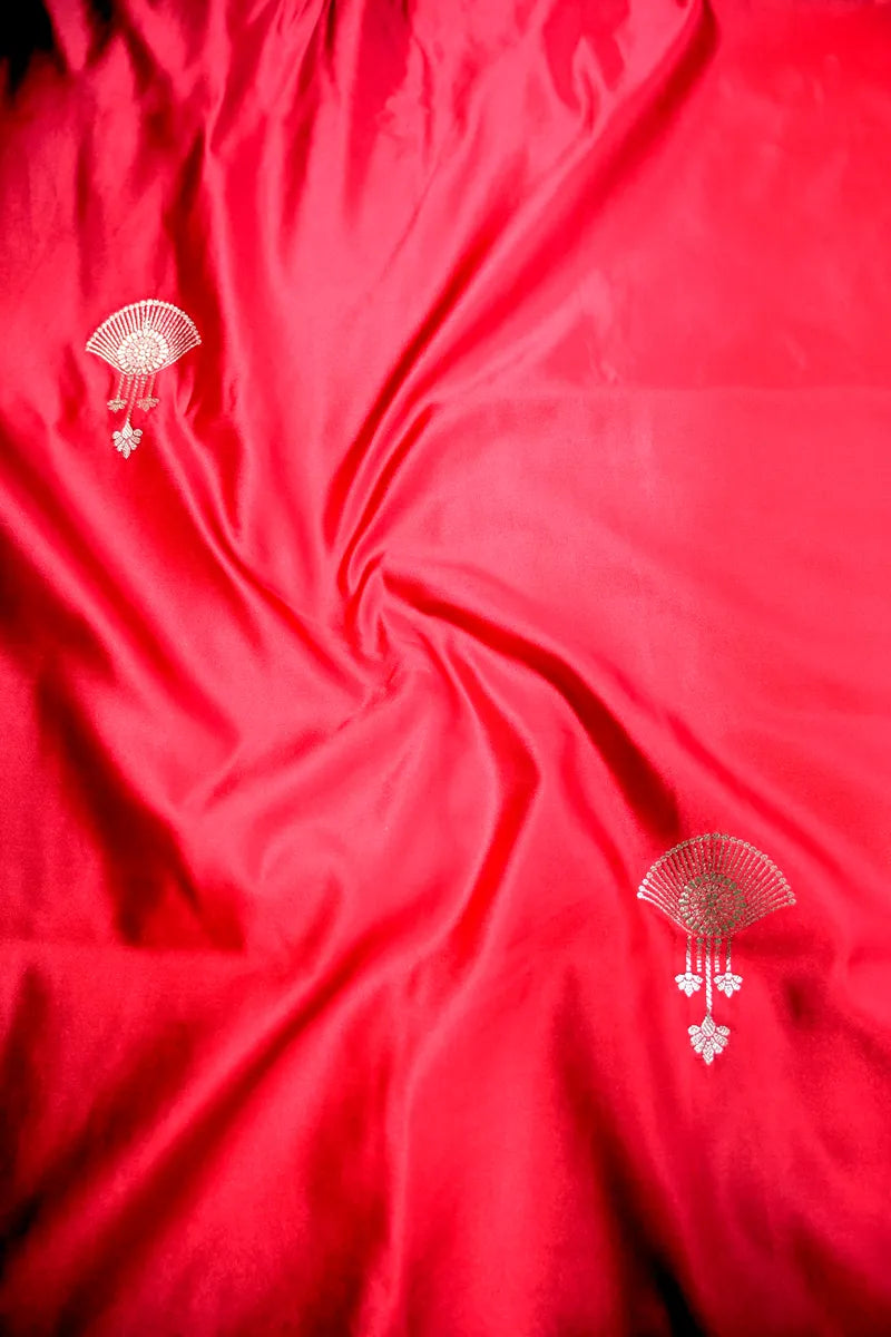 Bridal Red Banarasi Silk Saree with Traditional Golden Zari Accents (RLSS-277)