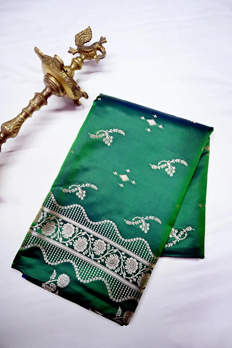 Emerald Green Banarasi Silk Saree with Scalloped Golden Zari Floral Border(RLSS-287)