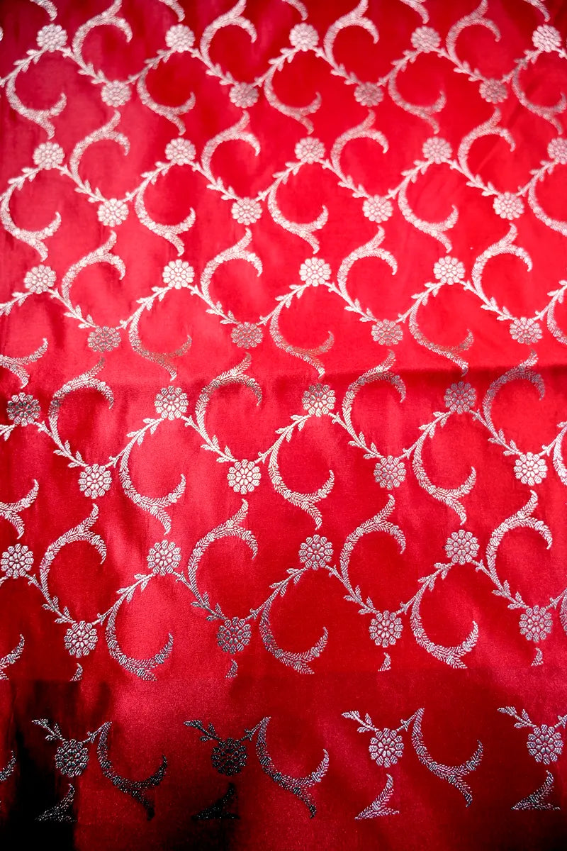 Bridal Sindoor Red Banarasi Silk Saree with Scalloped Golden Zari Floral Border (RLSS-286)