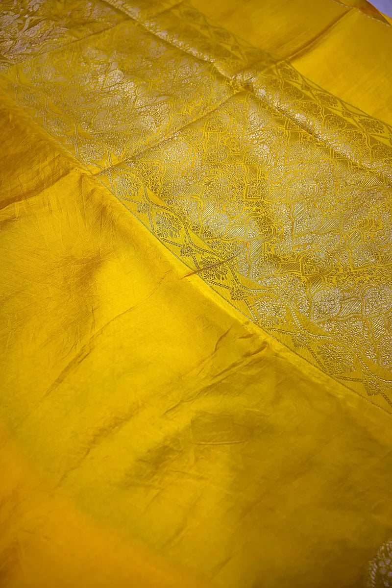 Sunshine Yellow Banarasi Silk Saree with Silver Zari Scalloped Floral BorderRLSS-193)