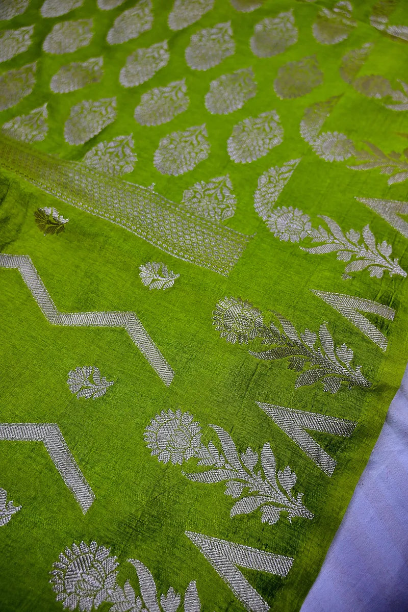 Lime Green Banarasi Silk Saree with Silver Zari Floral & Zig-Zag Weaving(RLSS-187)