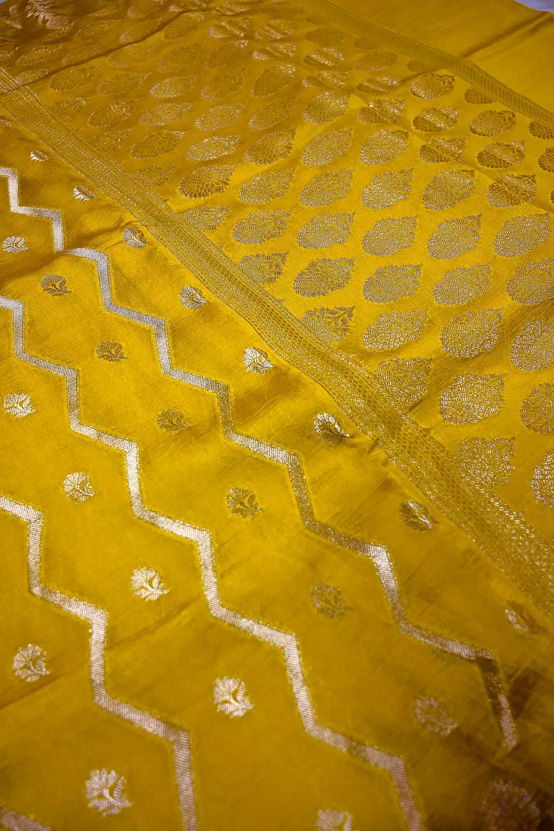 Mustard Yellow Banarasi Silk Saree with Silver Zari Chevron & Floral Weaving(RLSS-189)