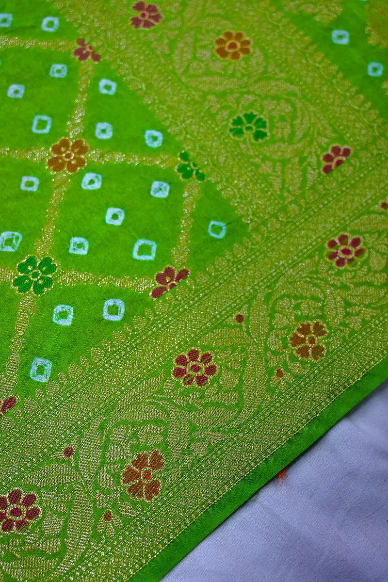 Parrot Green Banarasi Bandhani Silk Saree Meenakari Zari Elegance(RLSS-172)