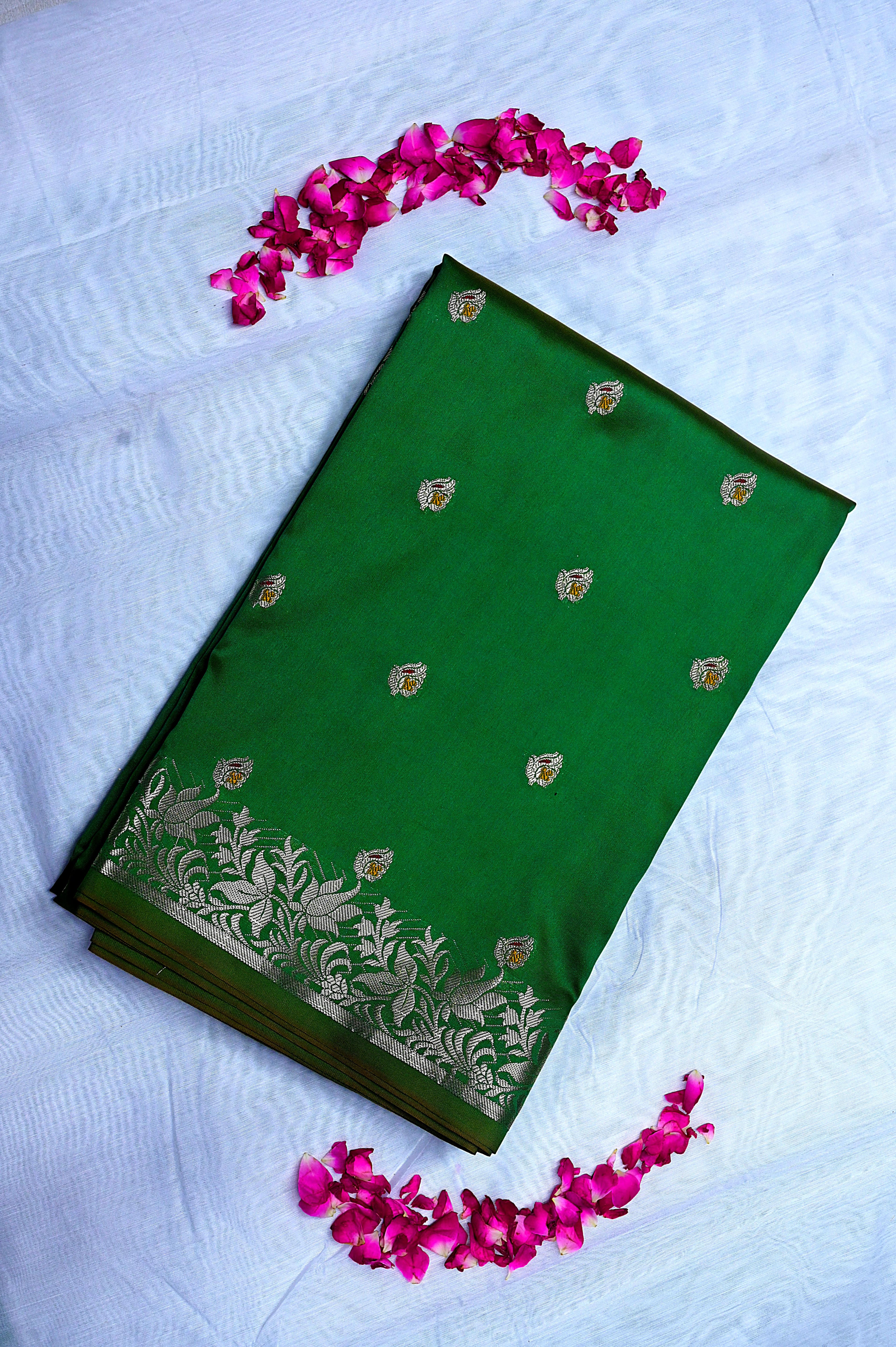 Emerald Green Banarasi Kataan  Silk Saree with Meenakari Floral Butis & Woven Border(RLSS-137)