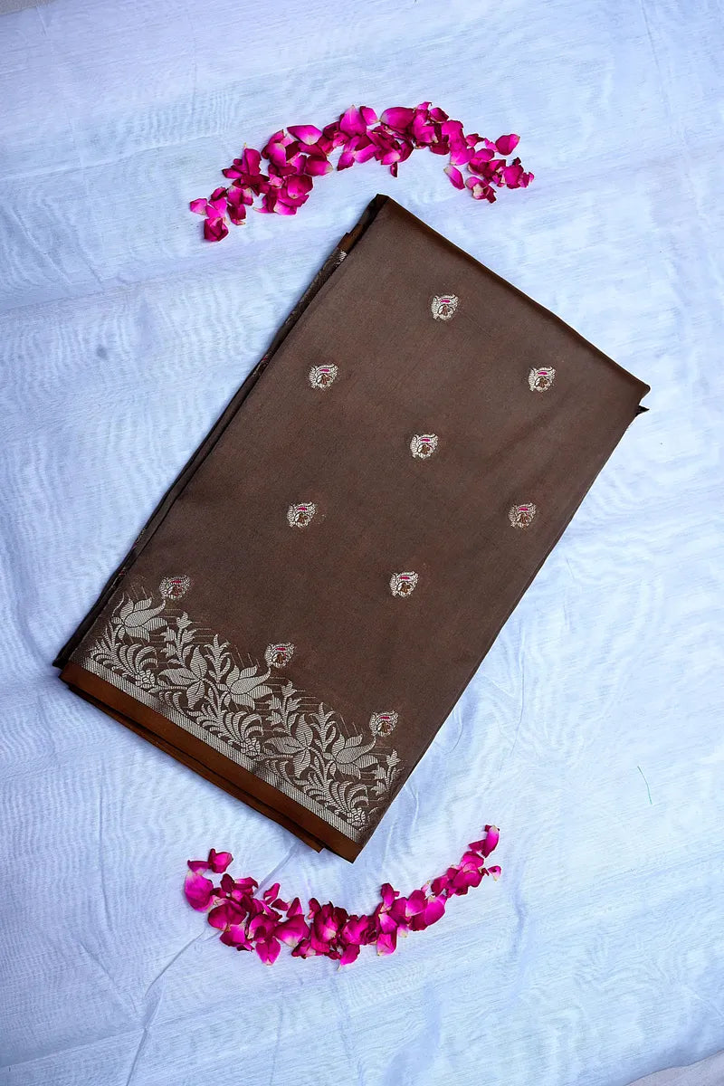 Tawny Coffee Brown Banarasi Kataan Silk Saree featuring Delicate Woven Zari Border & Paisley Buttas(RLSS-151)