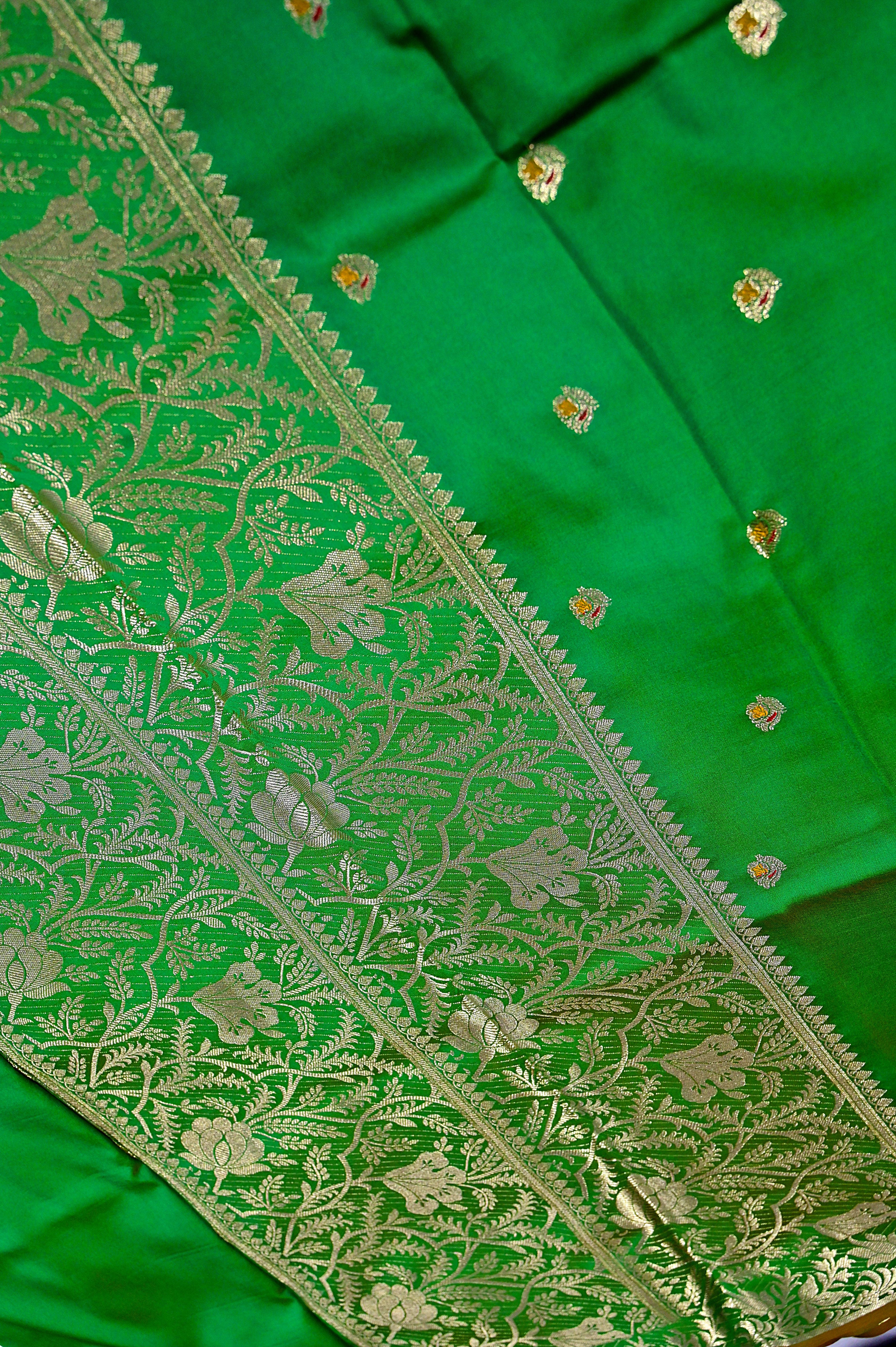Emerald Green Banarasi Kataan  Silk Saree with Meenakari Floral Butis & Woven Border(RLSS-137)