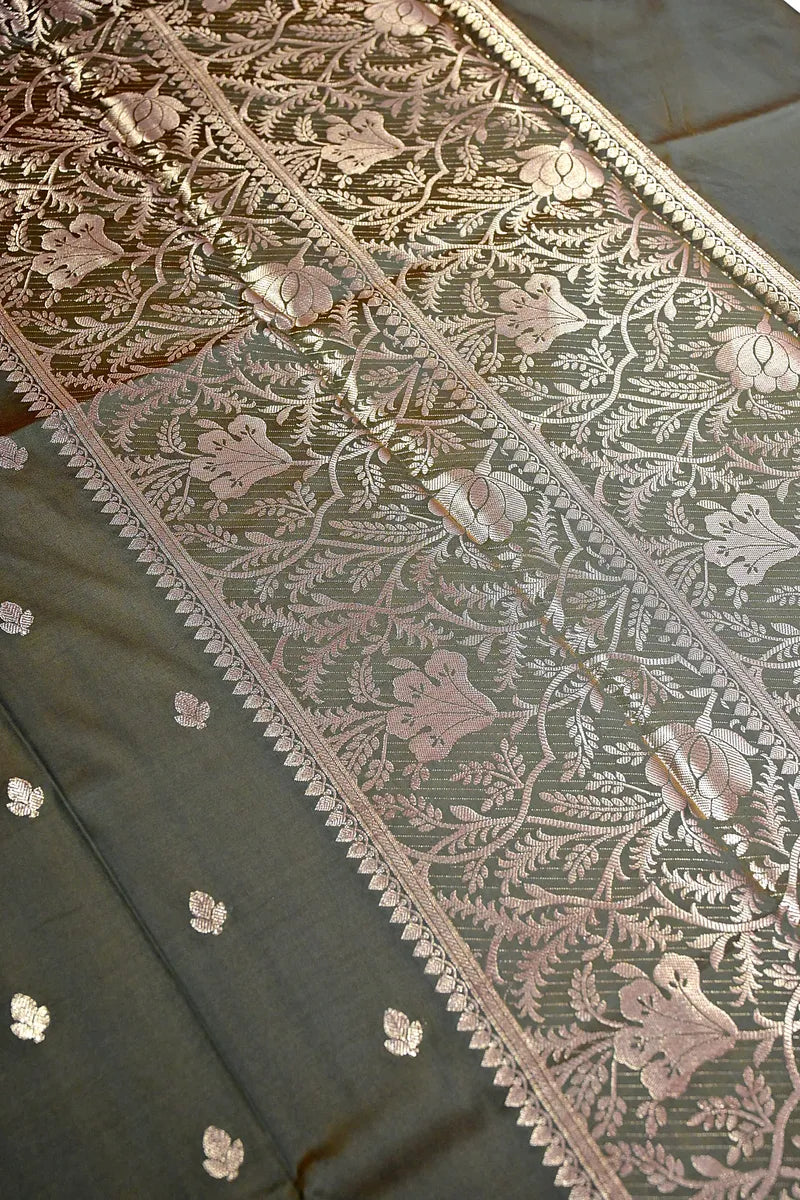 Deep Kaayii Green Banarasi Kataan Silk Saree with Antique Gold Zari Floral Border (RLSS-147)
